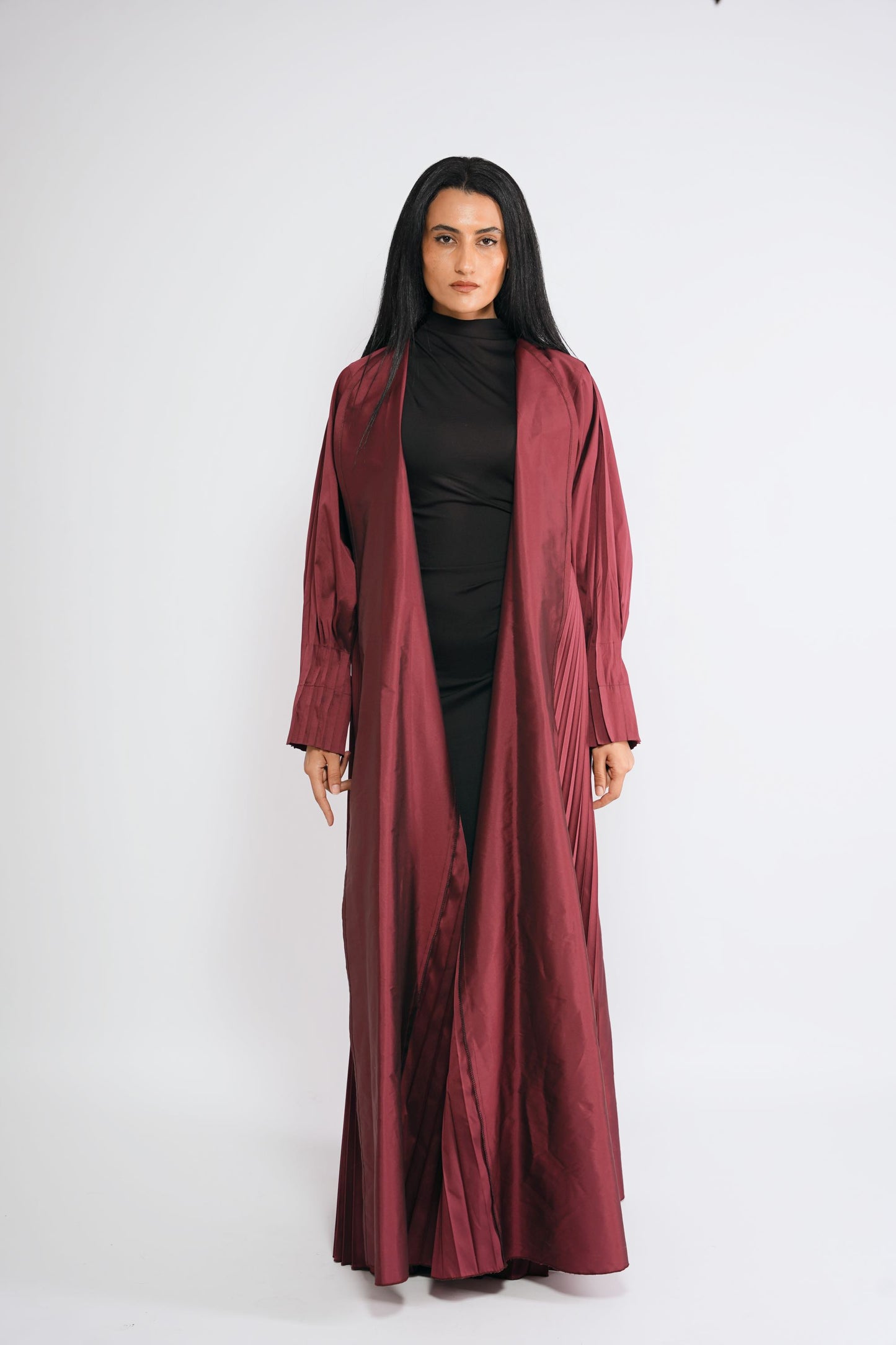 Tafta Abaya nspired in velvet red with plaits